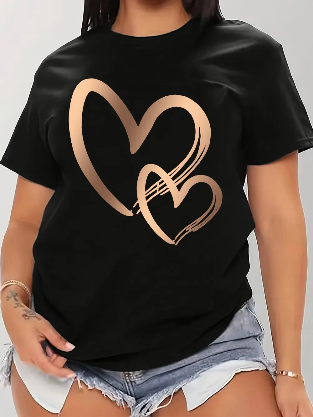 

Women's Short Sleeve Round Neck Casual Cotton T-shirt Gold Heart Pattern Printed Top Perfect Gift for All Seasons Women Clothing