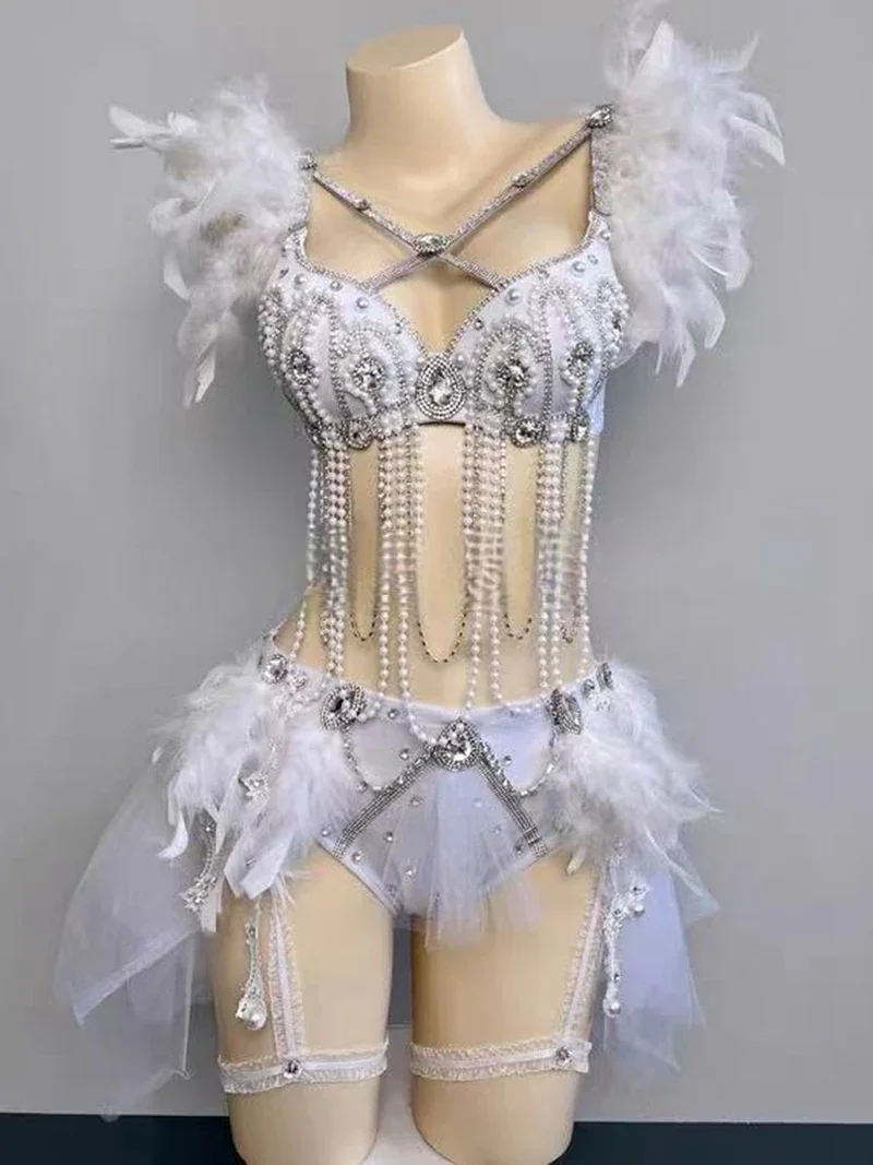 Nightclub Bar Female Singer Stage Dance Festival Outfit Luxury Shiny Pearl Tassel Chain Feather Bikini Set Bra+Shorts Sexy Set