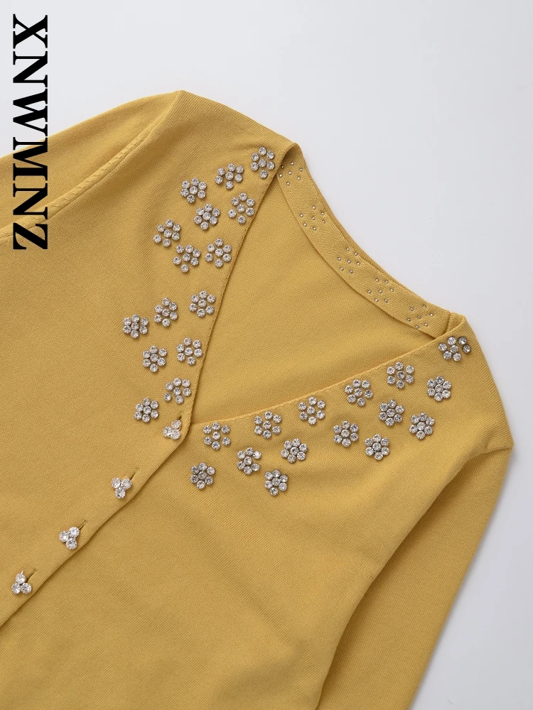 Xnwmnz 2024 outono mulher casual gola v manga longa cardigan casaco feminino vintage malha cor sólida único breasted babados topo