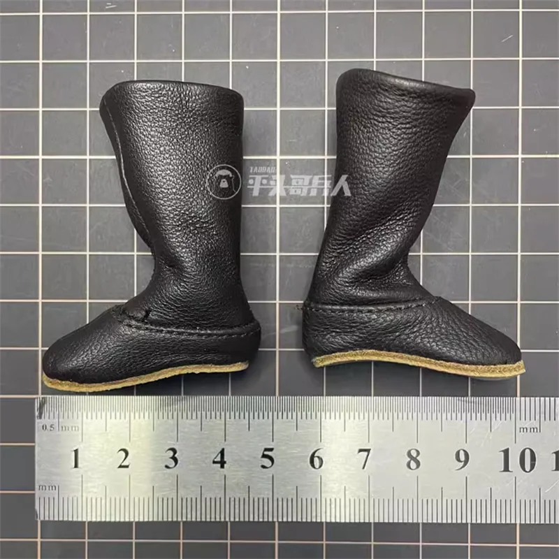 

ZOY006 1/6 Female Soldier Wristband Leather Boots Clothes Coat Model For 12'' Action Figure Body In Stock