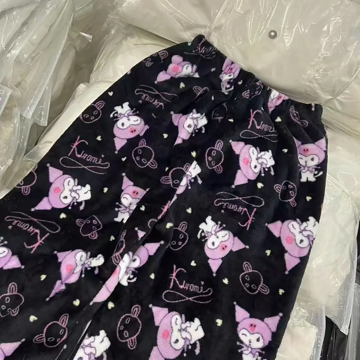 Sanrio Cute Cartoon Kuromi Kitty Plush Flannel Pajama Pants for Women In Autumn and Winter, Plush Insulation, Casual Home Pants