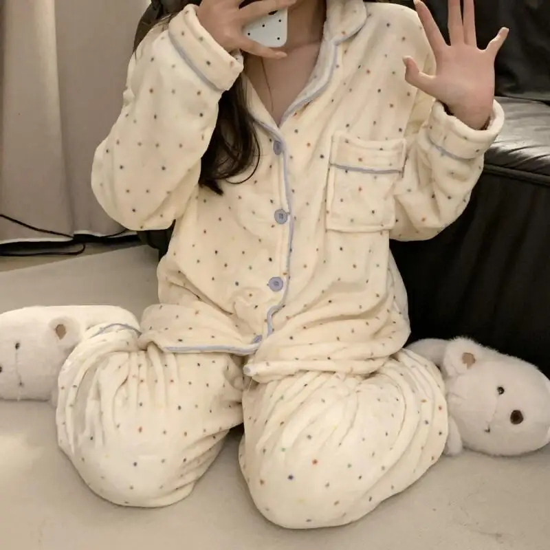 طقم بيجامة نسائي من الفلانيل ملابس نوم شتوية دافئة من الصوف المرجاني ملابس نوم مريحة بأكمام طويلة ملابس منزلية للنساء #2