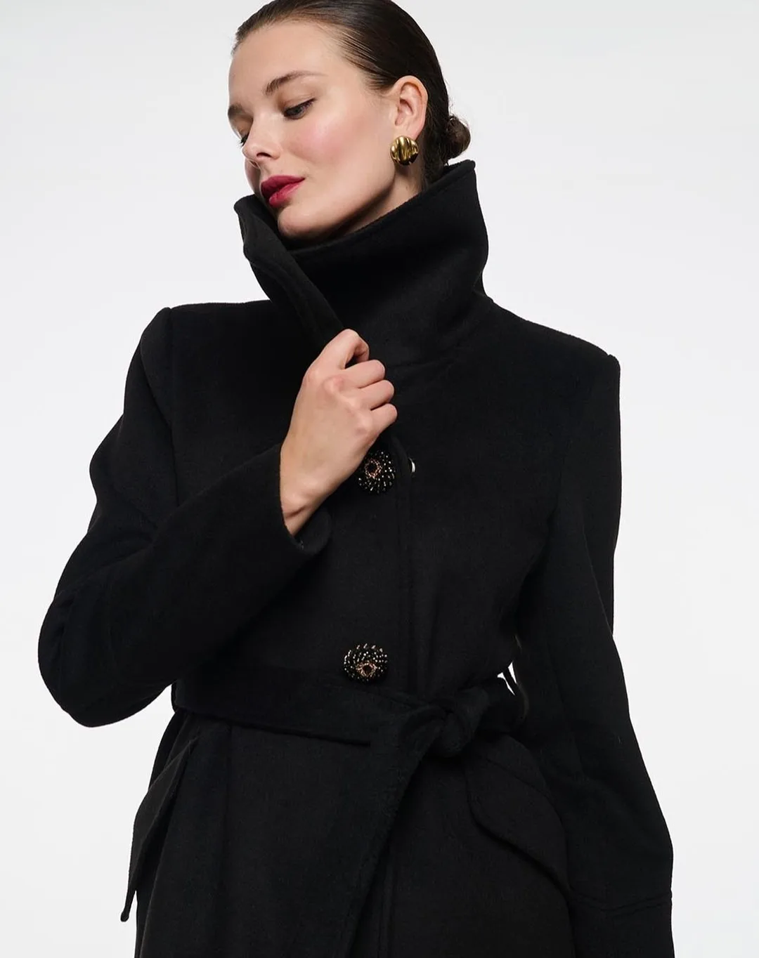 Vintage Black Stand Collar Women Woolen Coat Plus Size Long Overcoat Jacket With Belt Customized Formal Wear Warm Thick Outfit