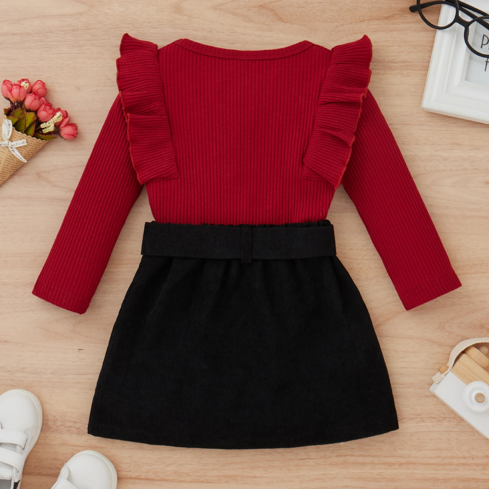 3PCS Autumn New Style 1-4 Year Old Girl Baby Fashion Trend Burgundy Red Pit Strip Flying Sleeves + Corduroy Short Skirt Set