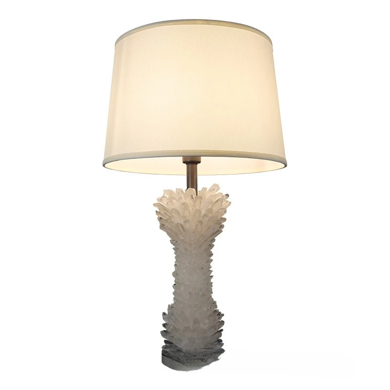 

Новая прикроватная настольная лампа, легкая роскошная и высококачественная дизайнерская модель главной спальни, высококачественная лампа из натурального хрусталя с ощущением