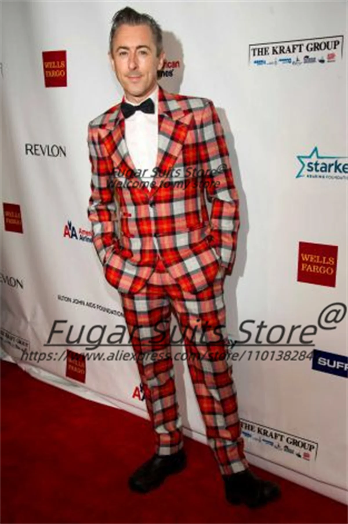 

Business Formal Plaid Men Suits Customized Slim Fit Peak Lapel Groom Wedding Tuxedos 2 Pcs Sets Male Prom Blazers Costume Homme