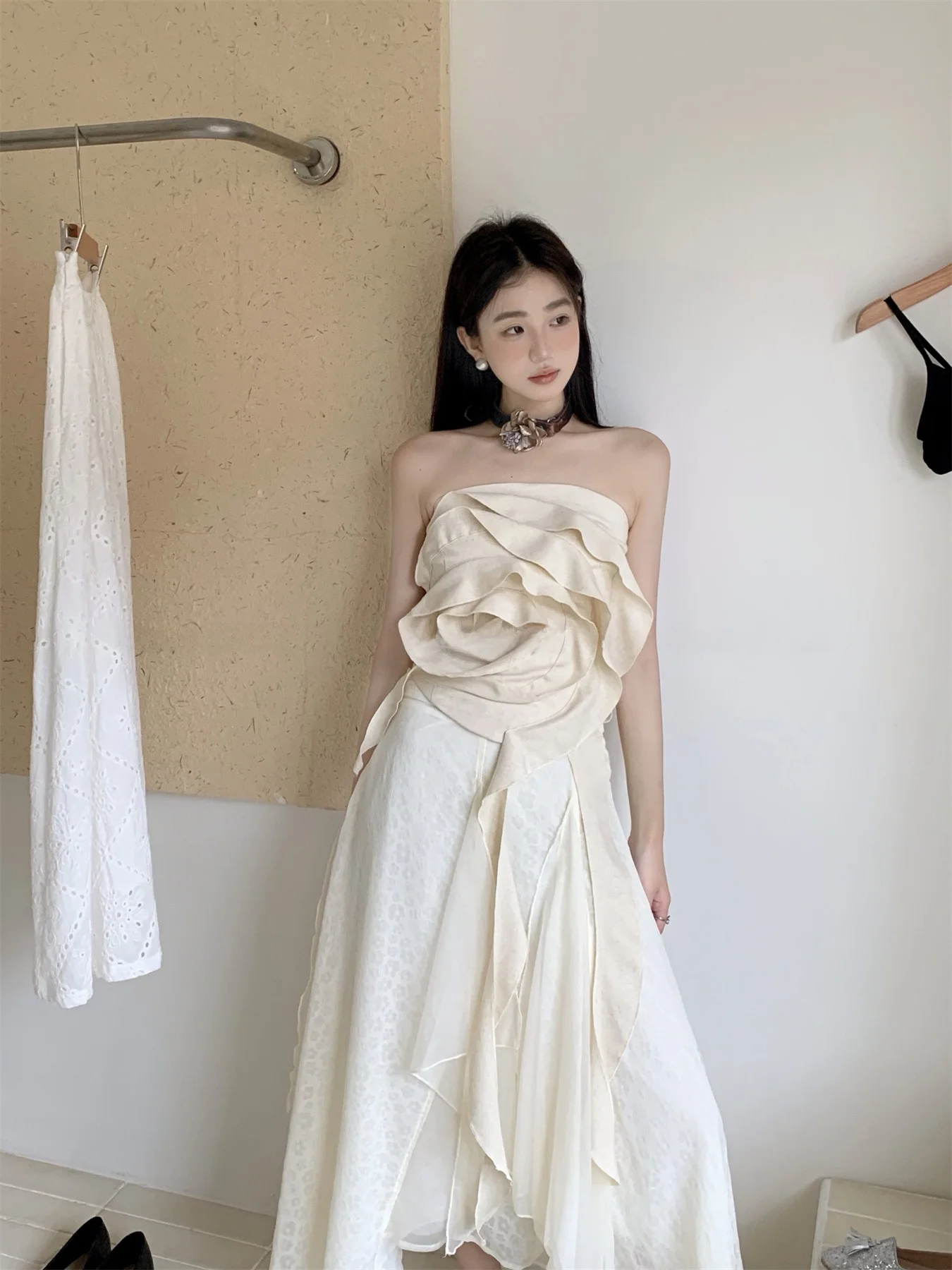 

Membali Princ Длинная юбка на бретельках Свет на день рождения Dr Комплект из двух предметов Нерегулярный подол Ele Faionable Женский ансамбль