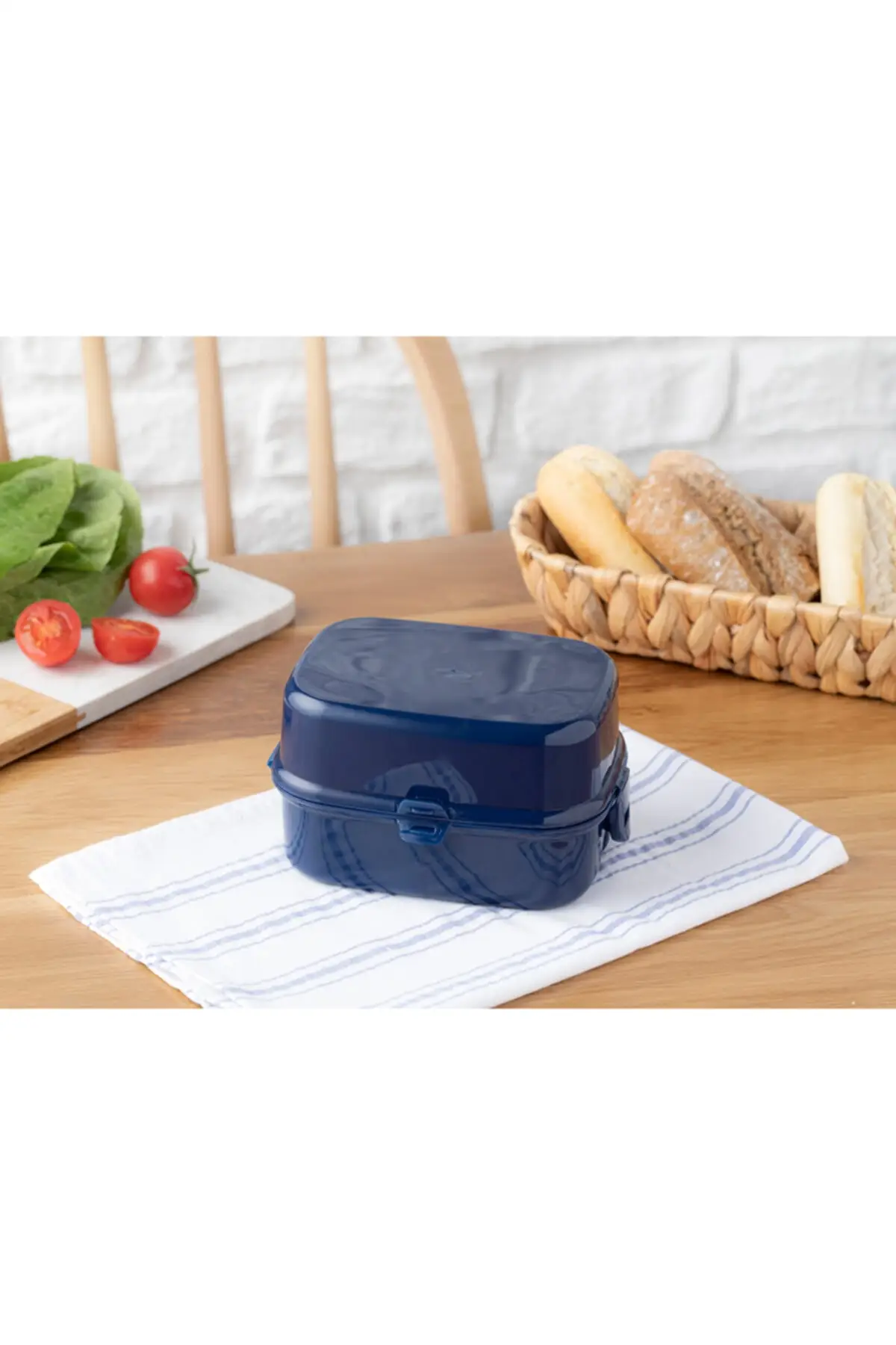 DOLBOVI Trendy plastic 3 compartment Lunch Box 15x10 Cm navy blue