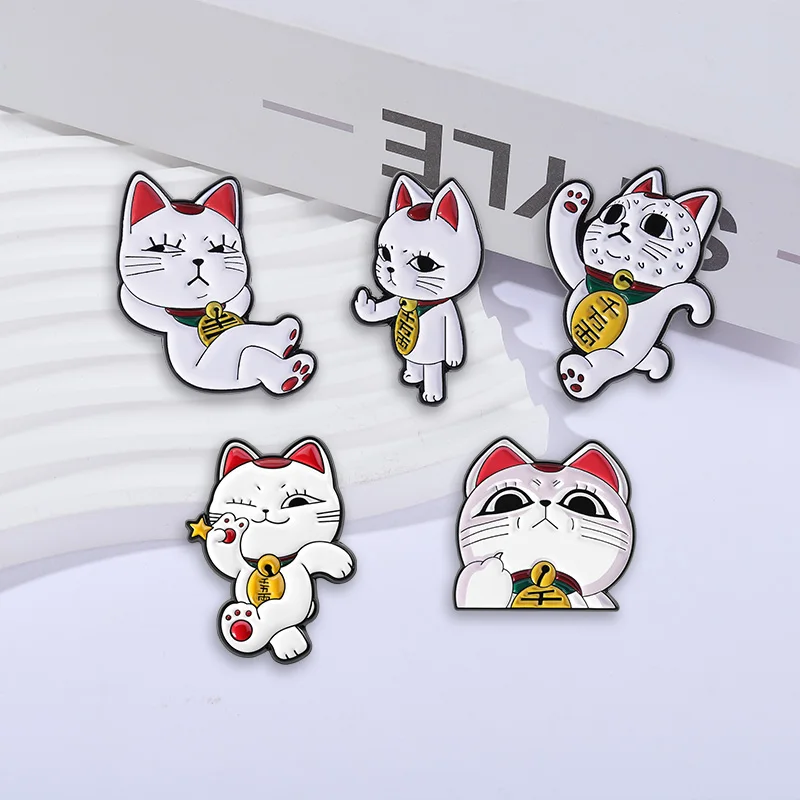 1-5 قطعة توربو الجدة القط التجسس بروش المينا دبوس الكرتون أنيمي محظوظ القط تشغيل الاصبع الأوسط دبابيس شارة التلبيب مجوهرات هدية #4