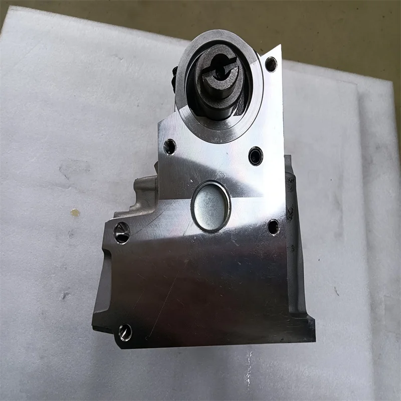 Dw8 رأس الأسطوانة الكاملة للمحرك Dw8 مجموعة رأس الأسطوانة 908537