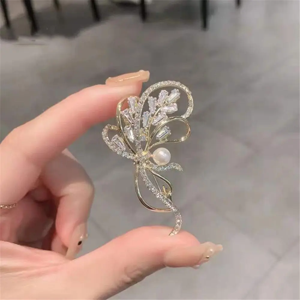 Vintage Women Rhinestones High Grade Jewelry Gifts Crystal Pins Coat Accessories Animal Brooches Dragonfly Insect Brooches Pins