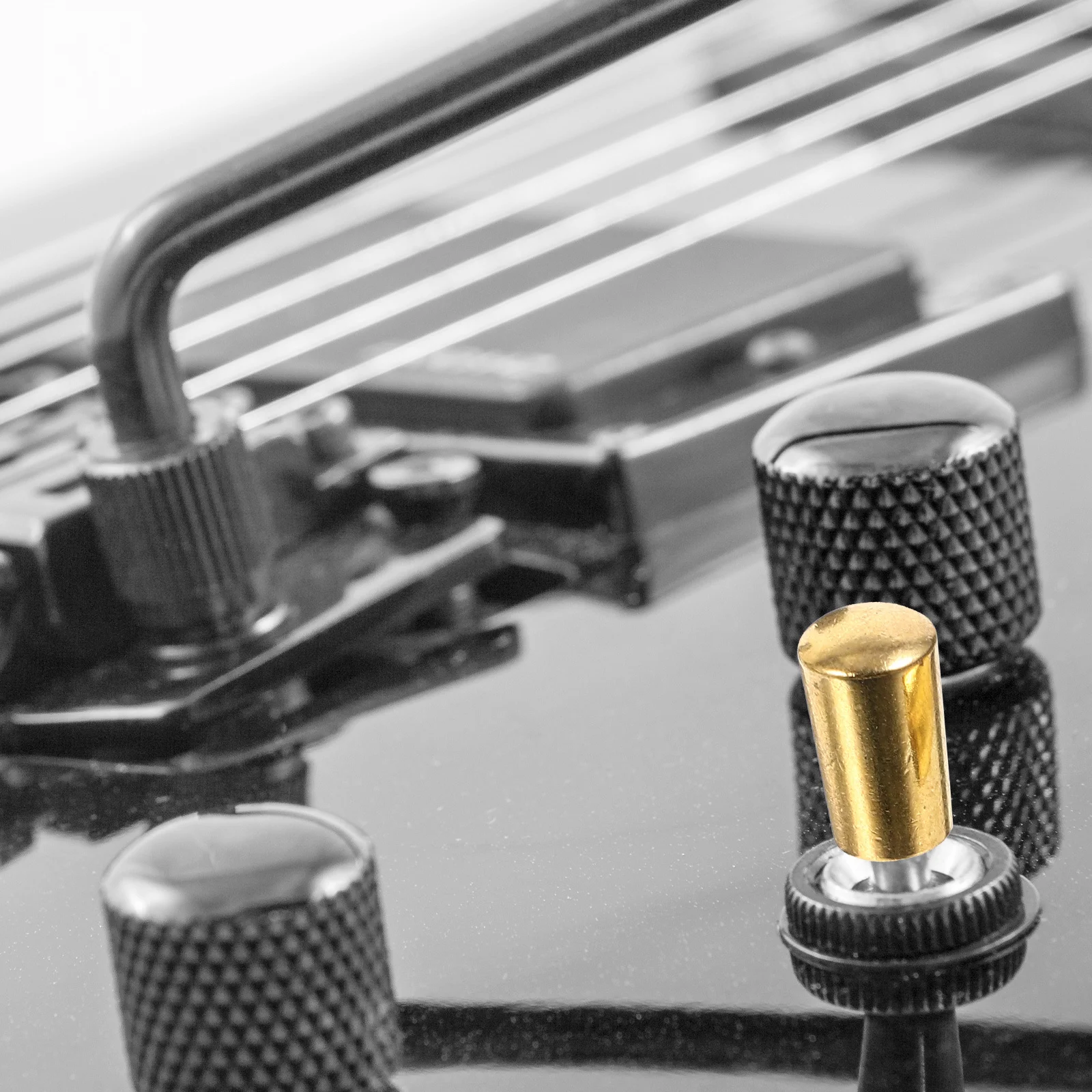 

2Pcs Electric Guitar Toggle Switch Tip Metal Replacement Cap Durable Guitar Accessories Secure Grip Toggle Knob