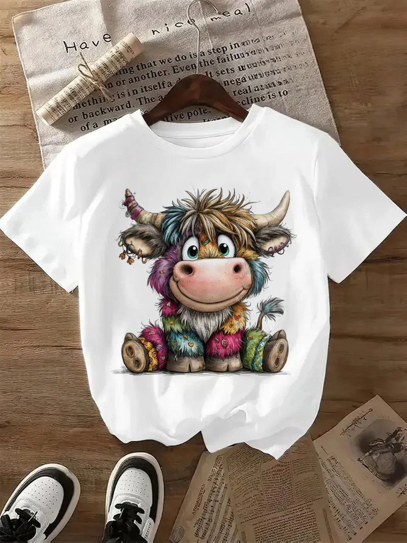 

Красочная горная корова с забавным принтом, милая базовая женская белая футболка с коротким рукавом, стильная верхняя одежда, повседневная футболка с круглым вырезом