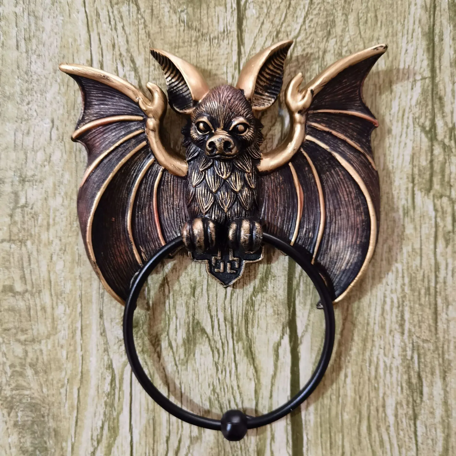 2027 New Cross-border Halloween Bat Door Wreath Cthulhu Wall Decoration Door and Window Hanging Ornament Resin Door Knocker