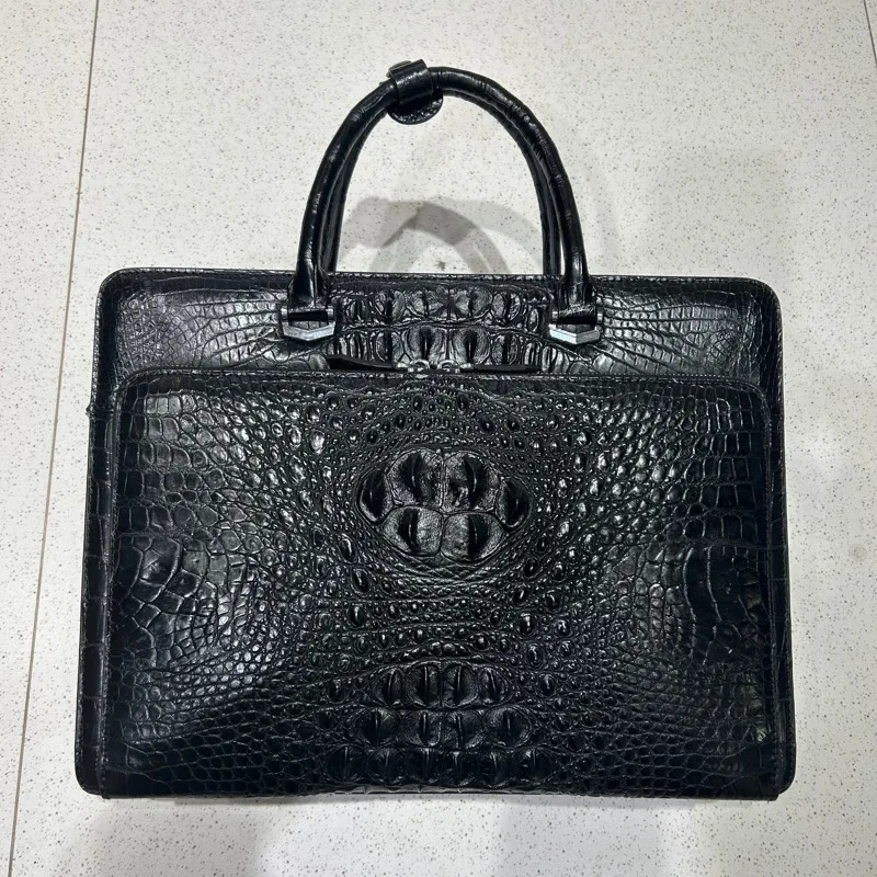 

Новинка 2024 года, роскошный мужской портфель из крокодиловой кожи с черепом, сумка для отдыха из натуральной кожи, большая вместительная офисная сумка для мужчин 45