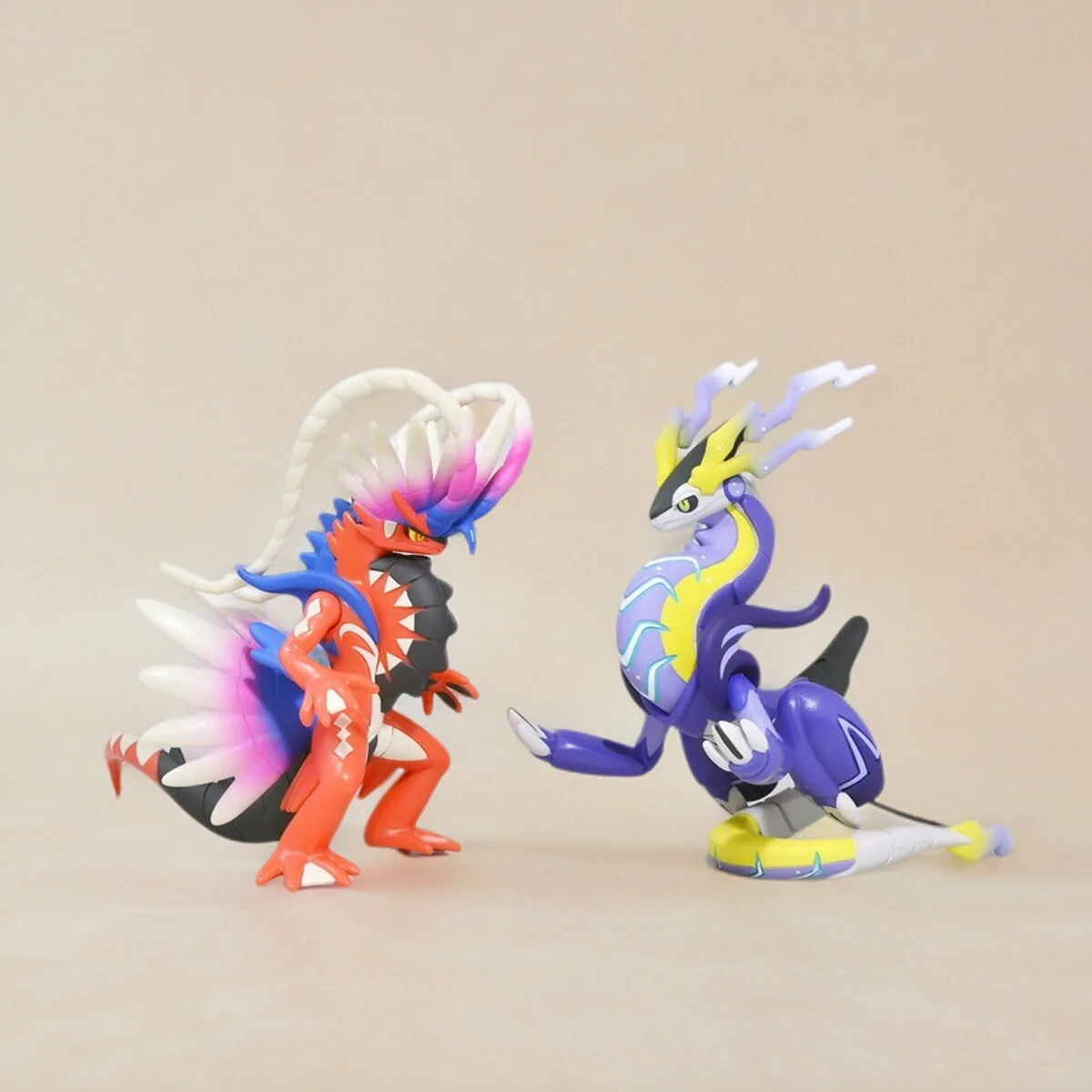 

Фигурки серии Pokémon Scarlet Violet ML — легендарные коллекционные предметы игры Miraidon & Koraidon Switch