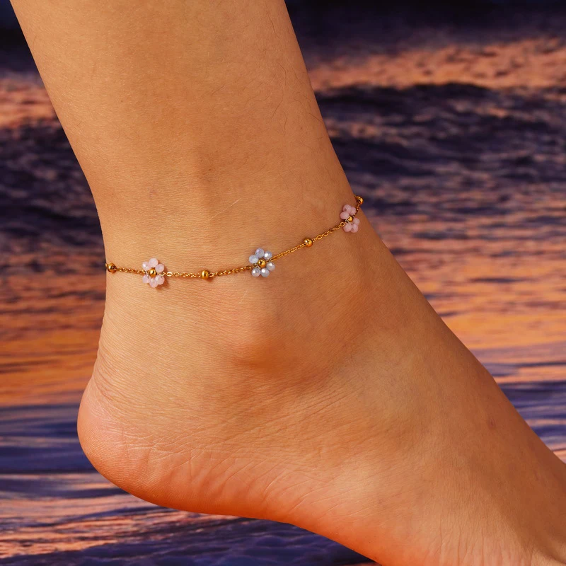 Sweet Fresh Crystal Pearl Flower Bracelets Simple Fashion Elegant Choker Necklace For Women Light Luxury Wrist Chain Jewelry image 5
