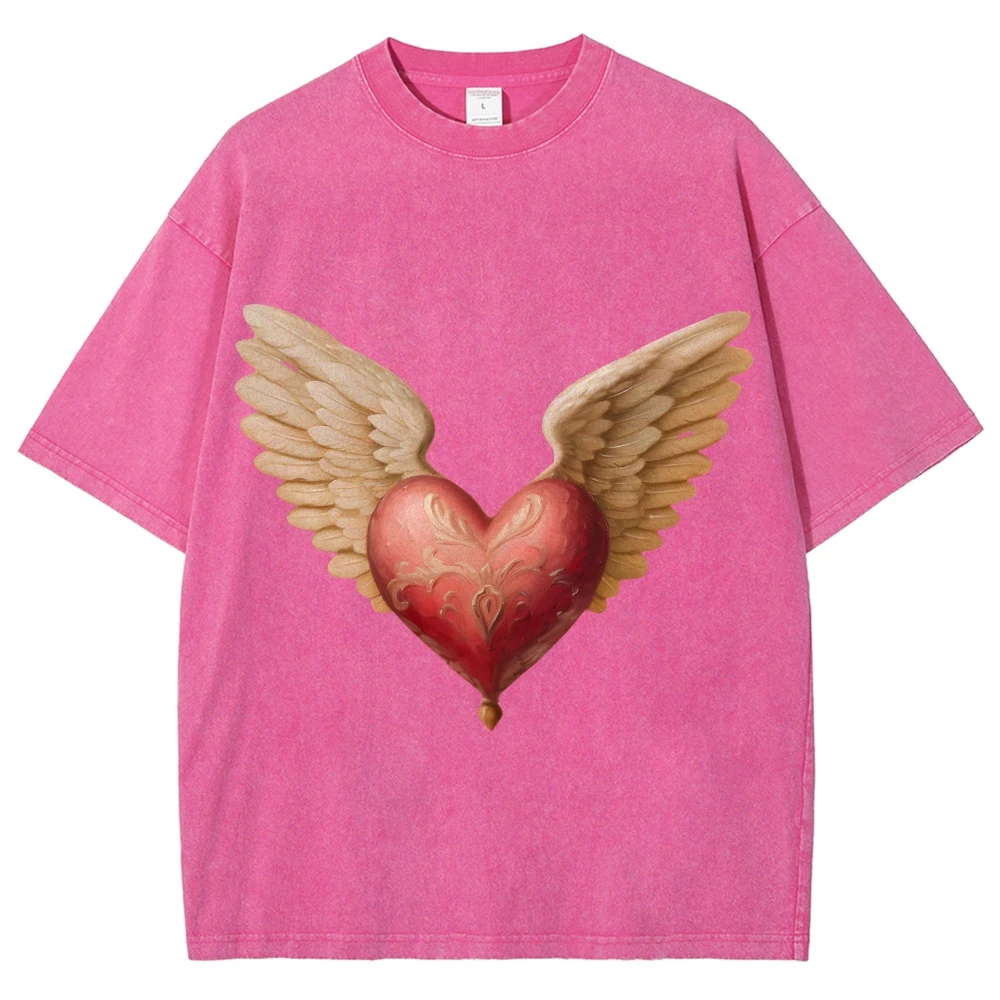Koszulka graficzna Y2k z nadrukiem skrzydlatego serca Romantyczny, boski i podnoszący duchy styl Kpop Miękki bawełniany materiał na codzienne stylizacje tematyczne miłości