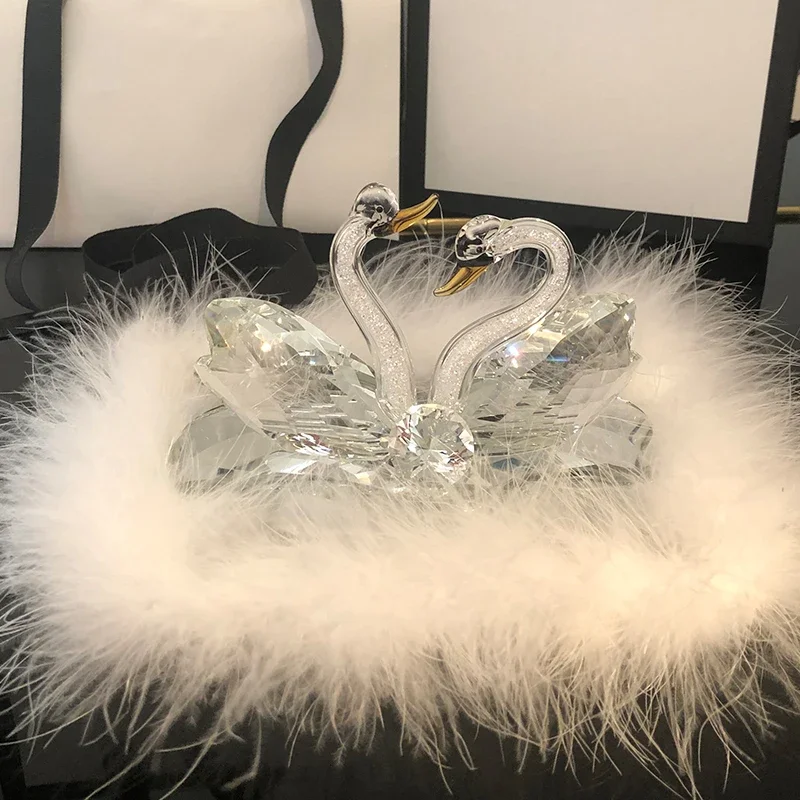 

Car accessories Ornaments Car high-end car crystal swan