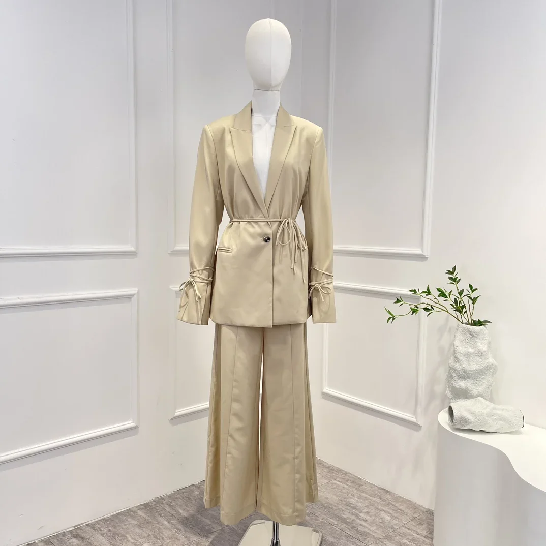 

2023 Latest Collection Light Khaki Color High Quality Autumn Winter Long Sleeve Lace-up Blazer and Wide Leg Pants Woman Suit