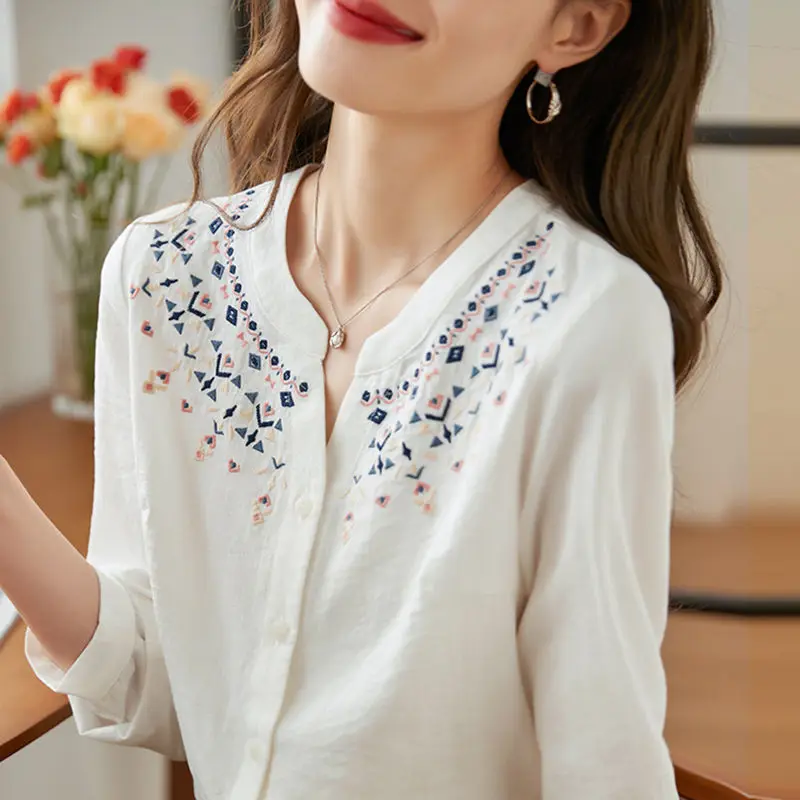 Spring Autumn New Fashion Elegance Solid Cotton Women\'s Clothing Shirts Embroidery O Neck Long Sleev Korean Style Shirring Tops