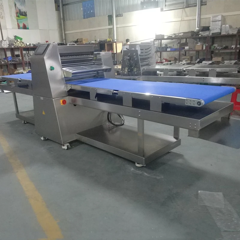 Commercial Automatic Bakery Pastry Dough Pressing Machine Croissant Bread Pizza Dough Roller Dough Sheeter 650mm