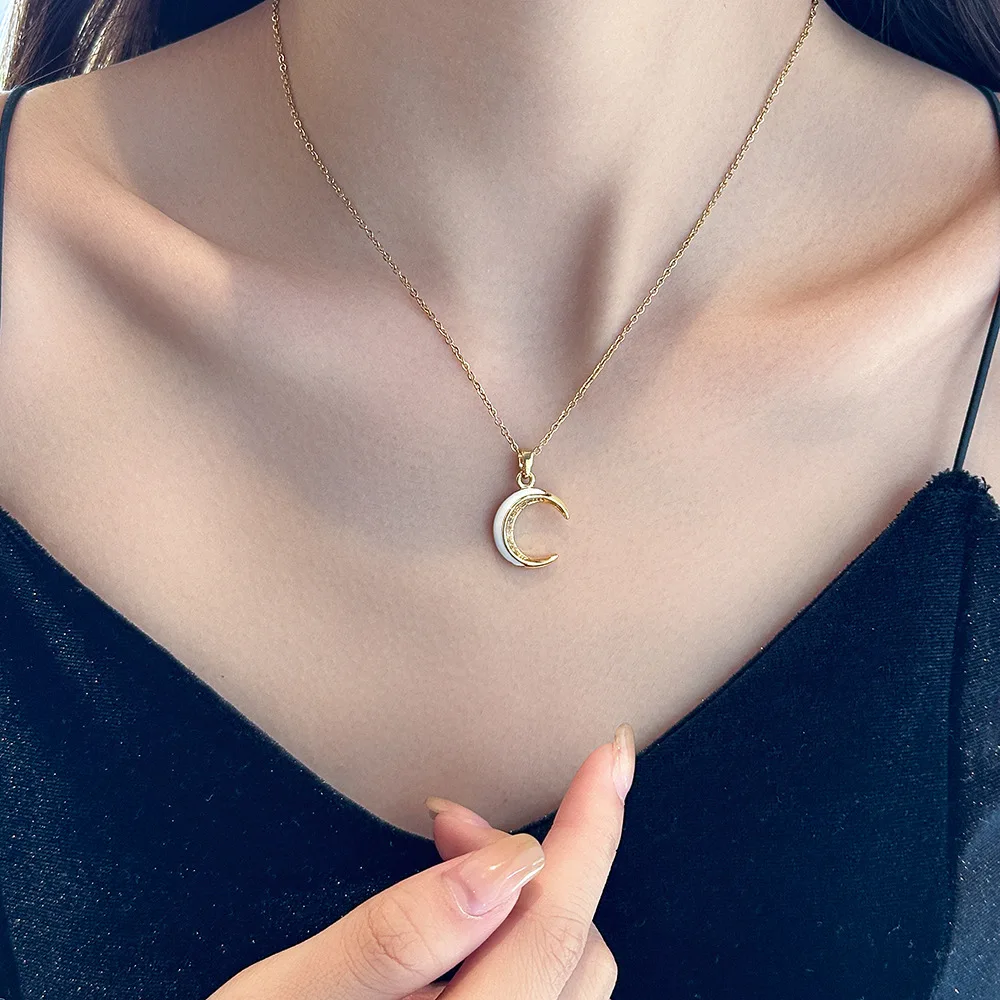 ANENJERY 316L Stainless Steel Moon Star Inlaid Zircon Necklace for Women Design Clavicle Chain Jewelry Gift Party Wholesale