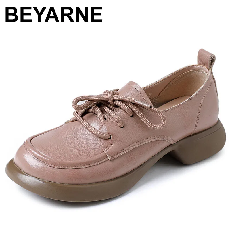 

2025 г. Женская обувь на платформе из натуральной коровьей кожи с круглым носком и шнуровкой на массивной подошве, женская обувь на низком каблуке ручной работы, большие размеры