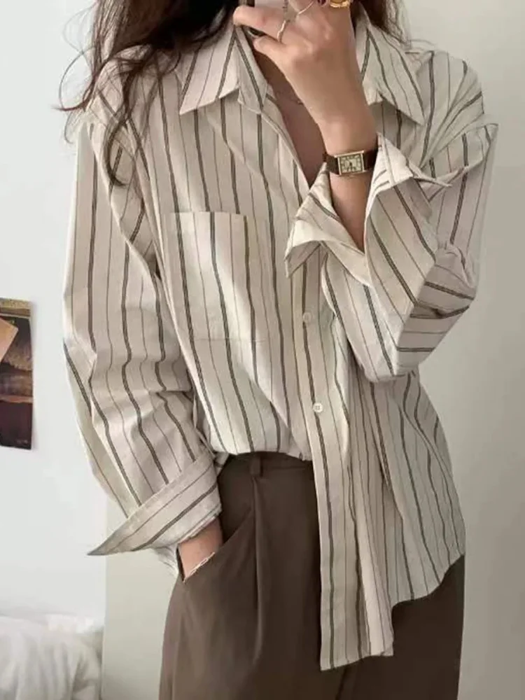 Fashion Vintage Long Sleeve Women Shirts Autumn Striped Loose Blouses Office Lady Elegant Pocket Tops