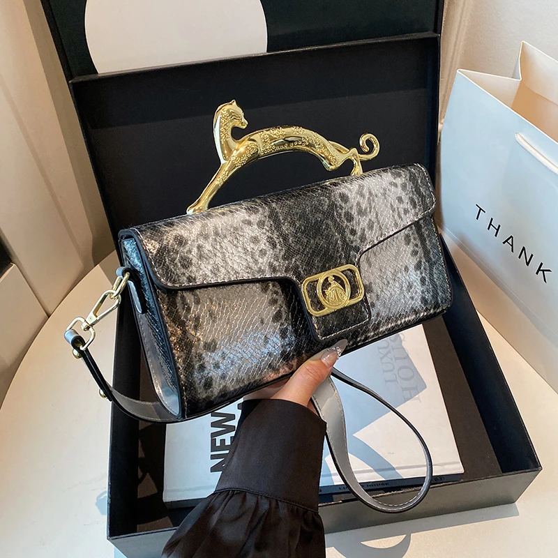 

Высококачественная роскошная кожаная сумка через плечо для женщин большой вместимости и однотонного цвета в пригородном стиле