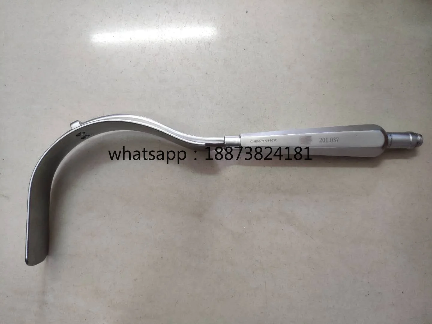 Gynecology Instruments Medical Reusable Arc Shaped Uterus Tractor With Fiber Optic 30 fast shipping