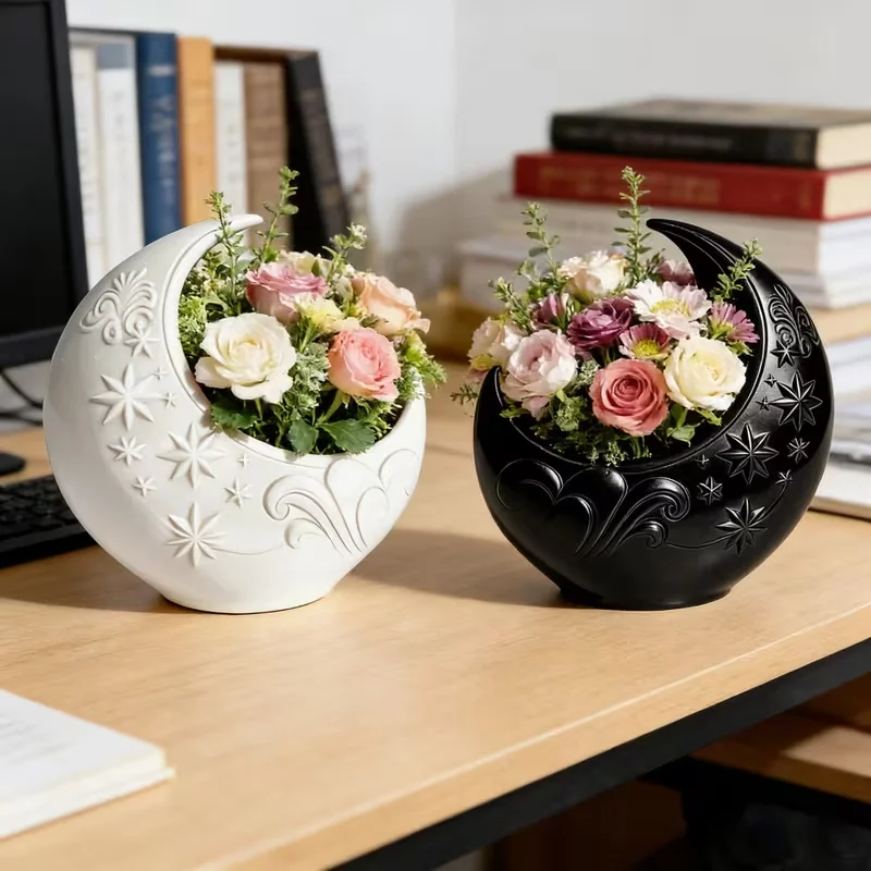 1/2 Pcs Moon Planter with Starry Sky Design, Mini Plant Pot, Stylish Decor for Home& Office, Ideal Gift for Gardening Lovers