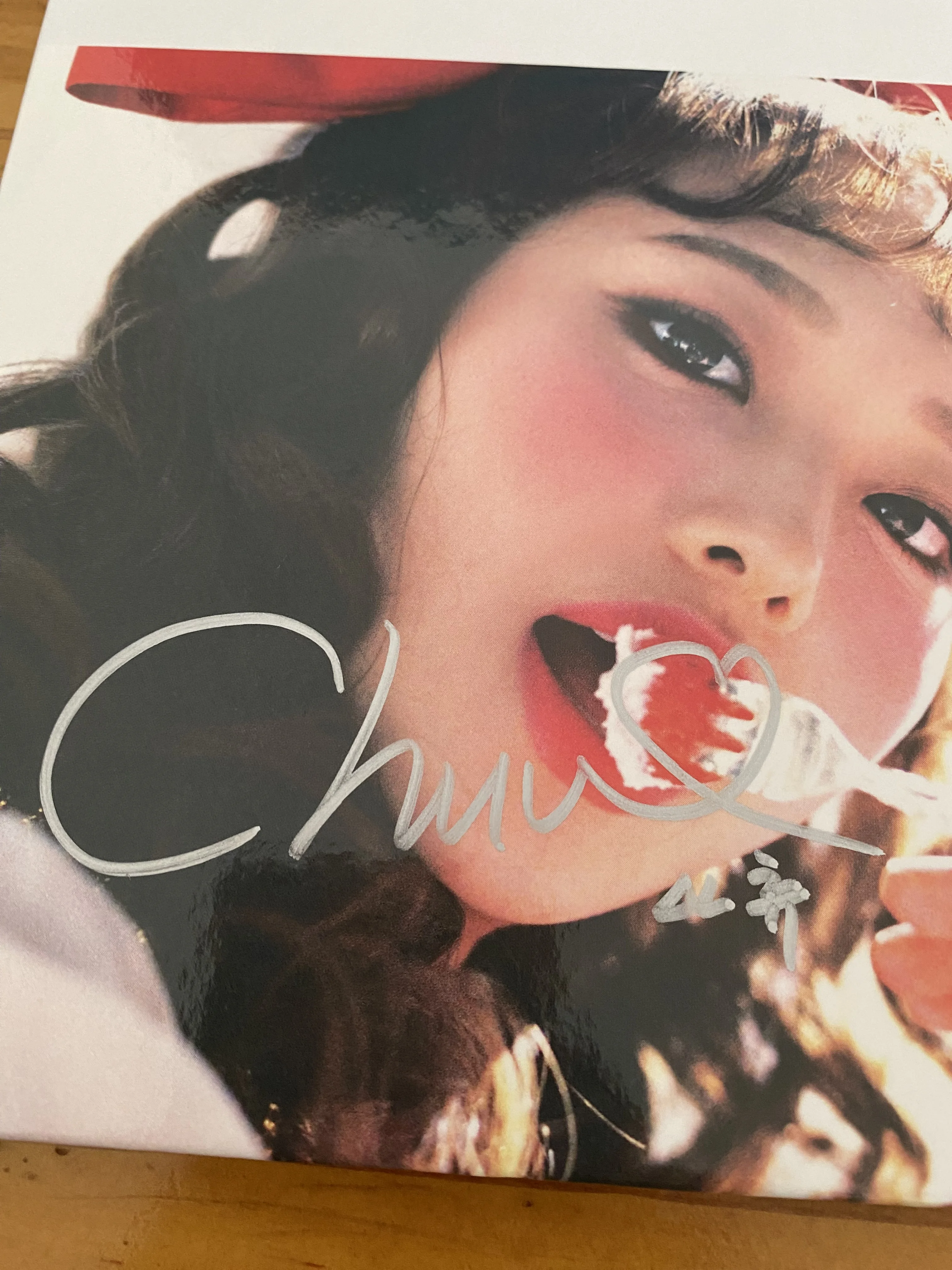 Loona Monthly Girls Chuu Single Album CD Solo teaser heart attack Autographed Signed K-POP 2023