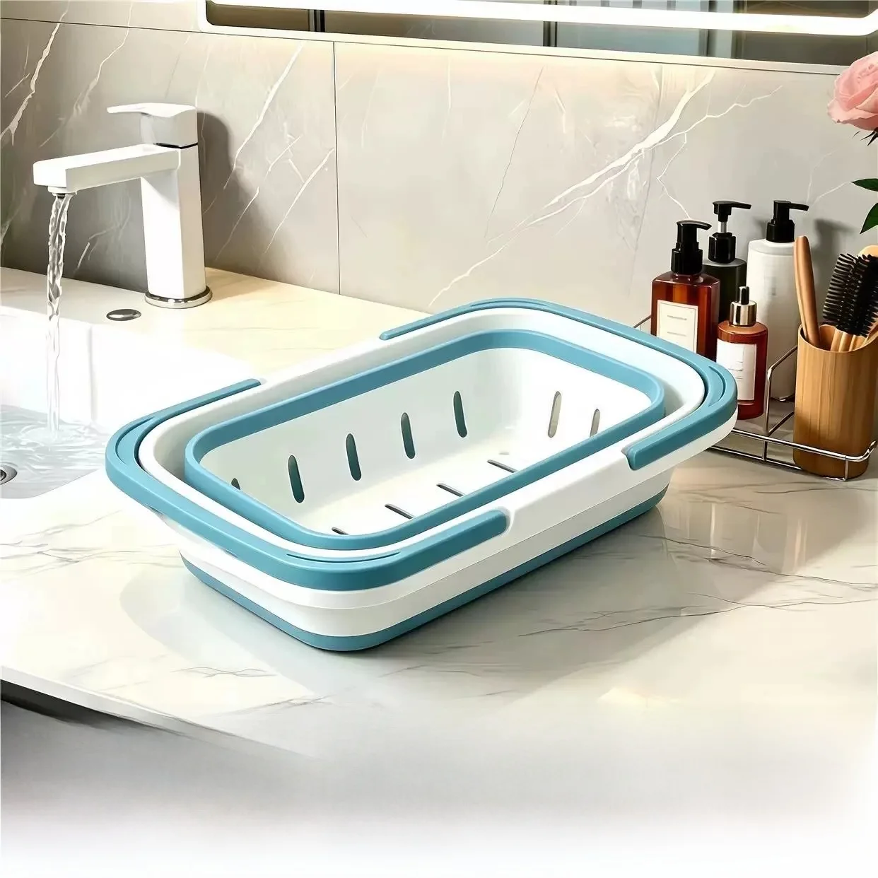 Large Capacity Bath Basket Drainage Bottom Men Women Style Bathroom Wash Basket Storage Organizer for Dormitory Shower