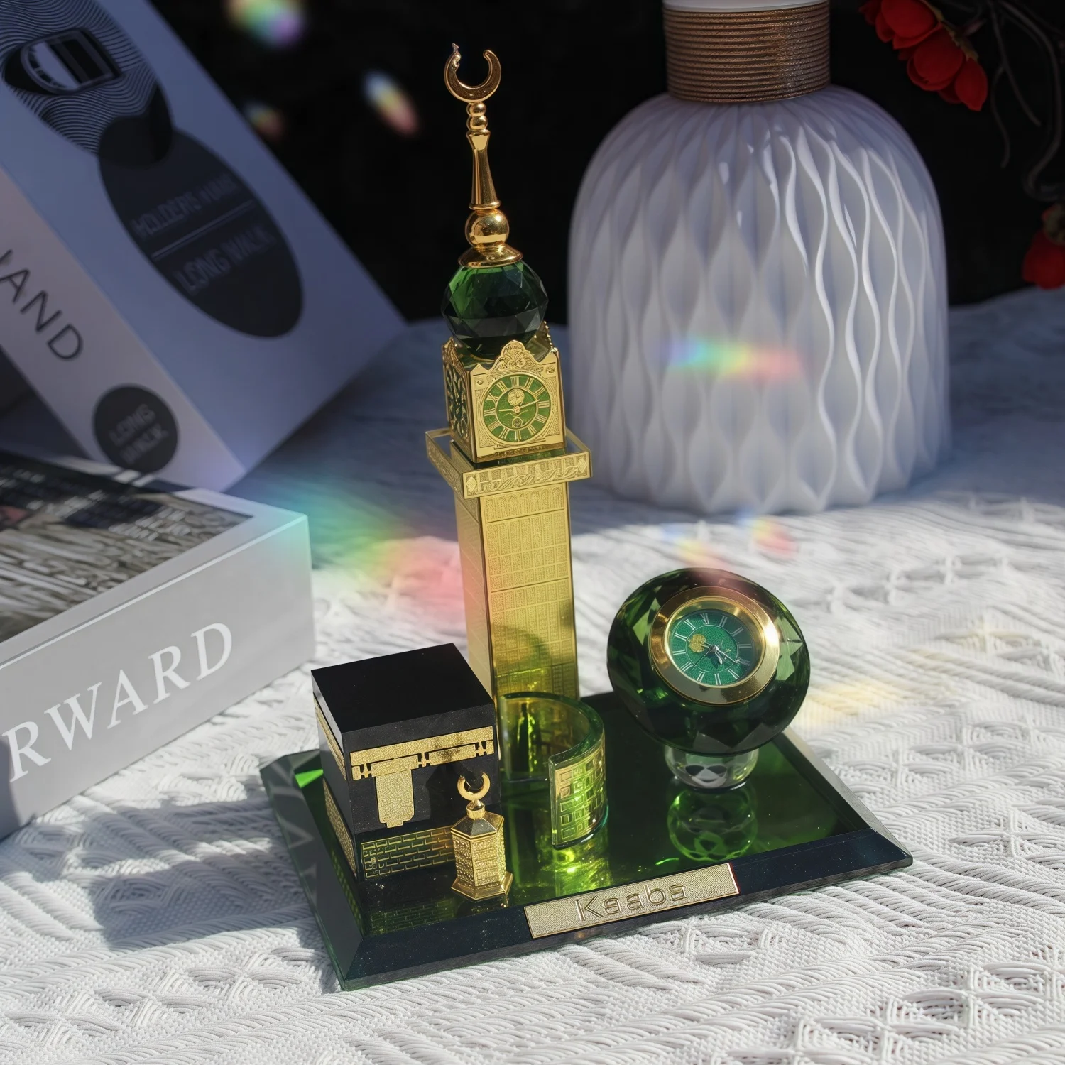Set of five clock ornaments, high-end resin gift sets for holiday visits, pilgrimage souvenirs and gifting