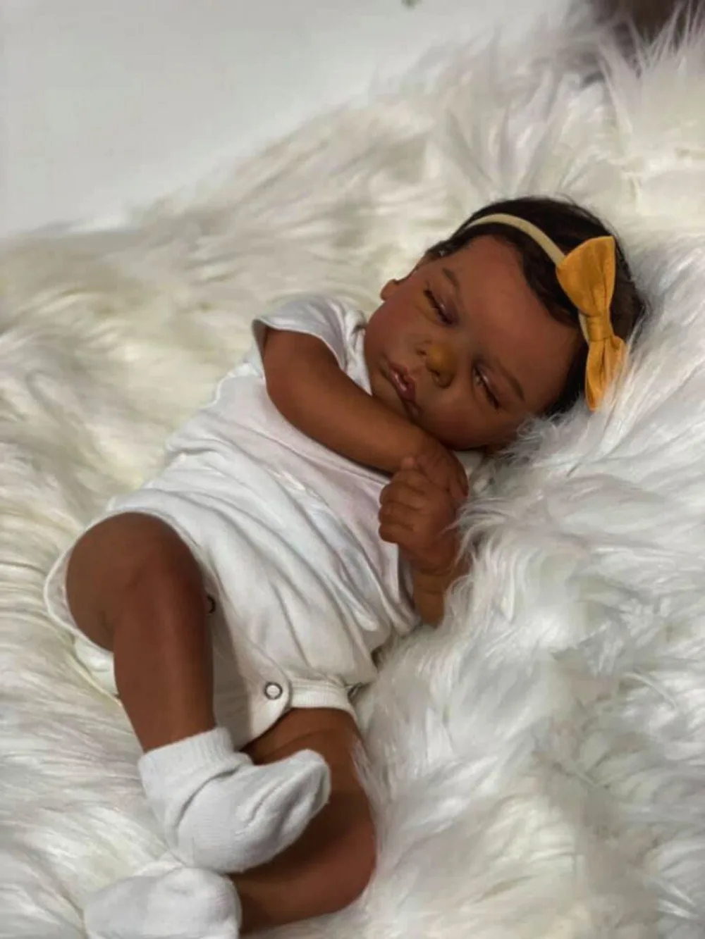 

19inch Already Painted Reborn Sleeping Romy in Dark Skin Lifelike Baby Doll Soft Touch 3D Skin Hand-Root Hair Bebe Reborn Dolls