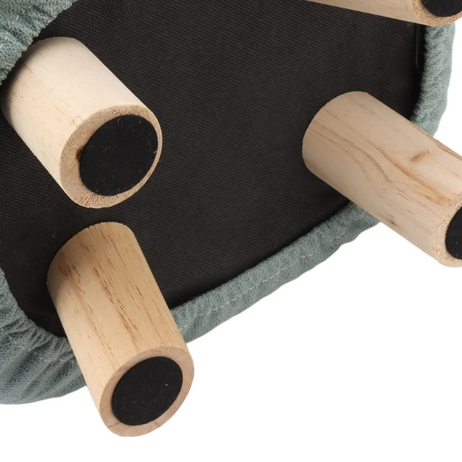 Giraffe Shaped Soft Footstool for Kids Non Slip Animal Design Small Stool for home Use