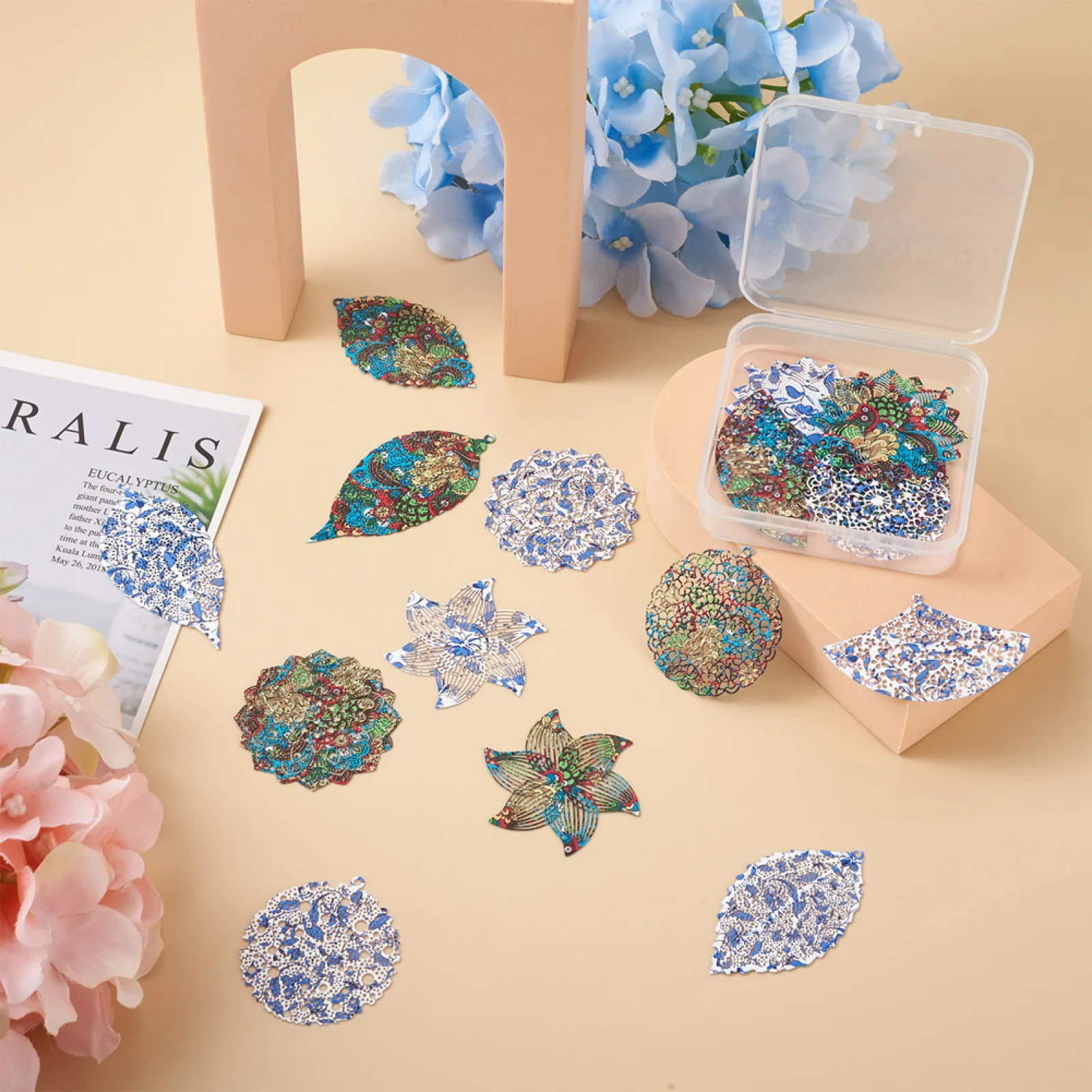 32Pcs Colorful Stainless Steel Hollow Filigree Flower Charms Pendant For Bracelet Necklace Earring DIY Jewelry Making Supplies