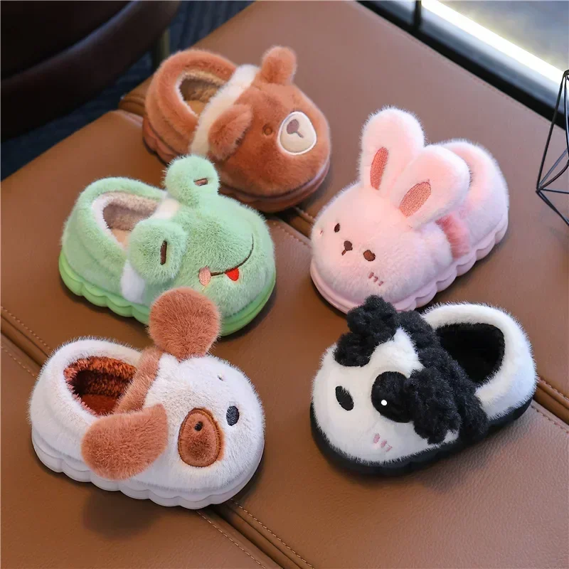 Pantoufles en peluche à semelle souple coordonnantes pour bébé, chaussures en coton, chaudes, confortables, dessin animé, animaux, garçons, filles, automne, hiver, nouveau