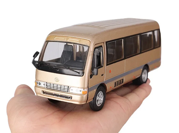 [Funny]Toyota Kodak Coaster van minibus LED Light and sound Pull-back simulation toy car Collection model toy kids birthday gift