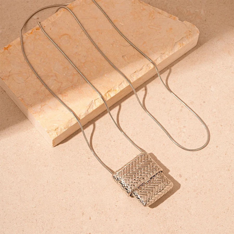 Unique Design Bag Long Necklace Women\'s Fashion Silver Color Woven Bags Pendant Necklace Sweater Chain Hanging Jewelry Gifts