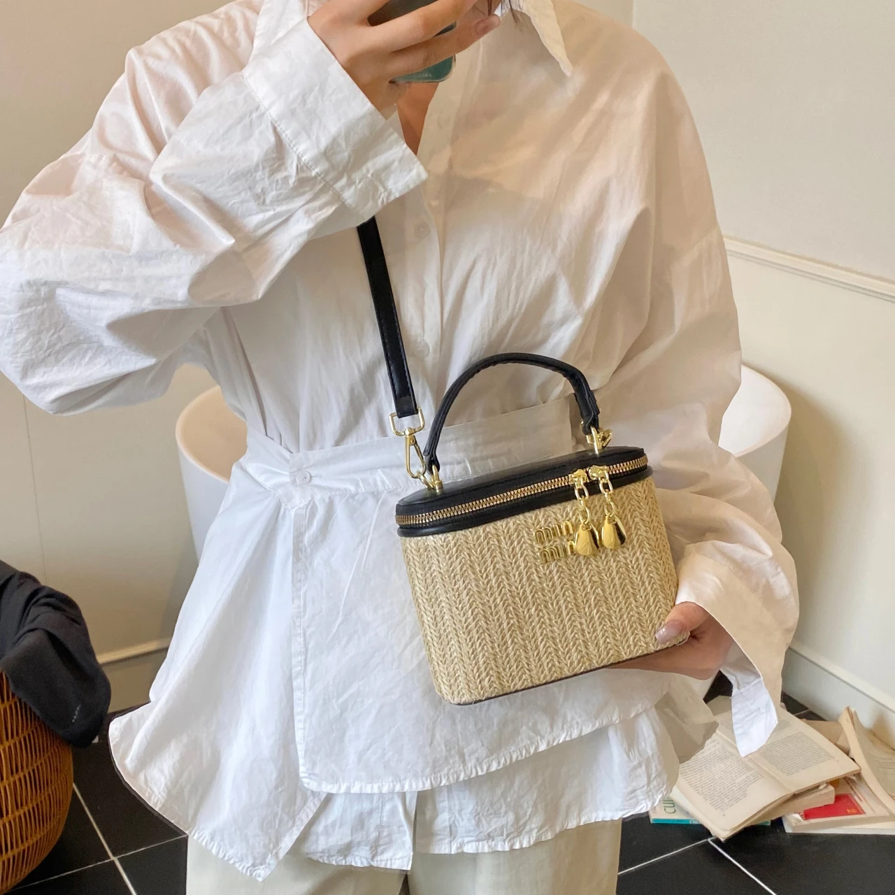 Classic Designer Paris Leather Fashionable Luxury Ladies Messenger Bag Popular Classic Elegant Trendy Diaper Bag