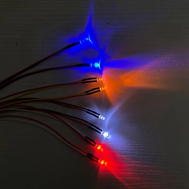 8 LED Light 2 Red 2 Yellow 2 White 2 Blue per WPL D12 D42 1/10 RC Car Upgrade Parts accessori per la decorazione