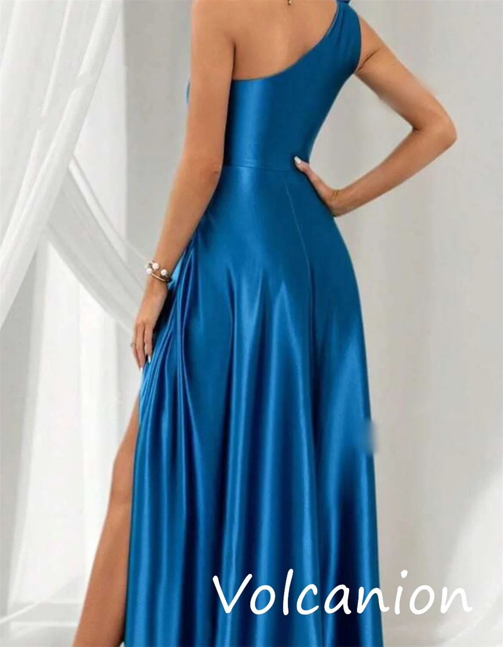 Abiti midi monospalla a trapezio con pieghe a fiori in charmeuse di moda formale personalizzati Occasioni su misura squisite