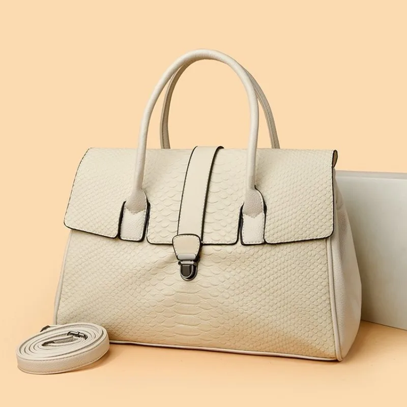 High-End Minimalist Unique Leisure Business Backpack Style Large Capacity Diaper Bags For Women's Designer Leather Tote