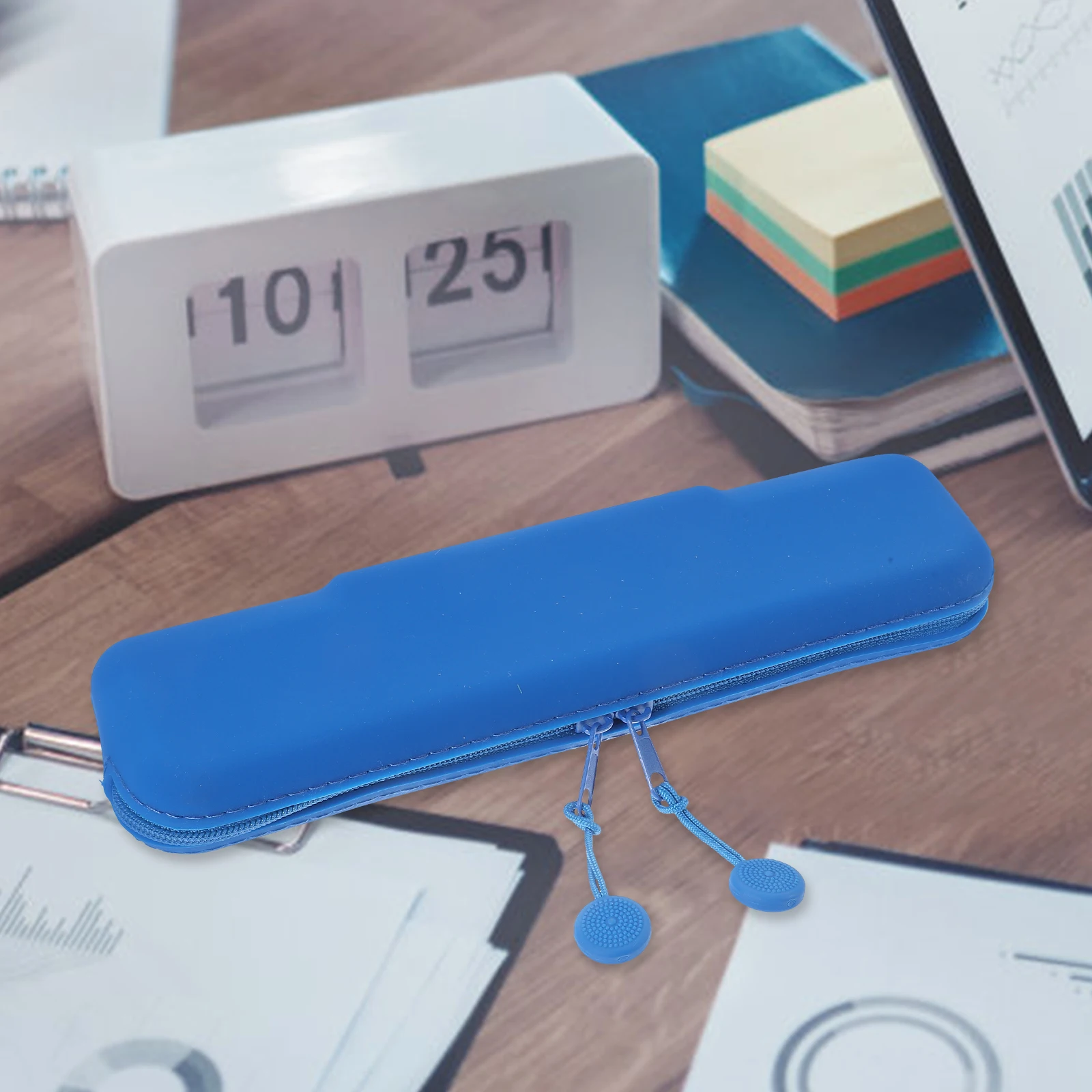 

Small Blue Silicone Makeup Brush Case Portable Travel Toiletry Bag Dustproof Zipper Pouch Storage For Brushes Accessories