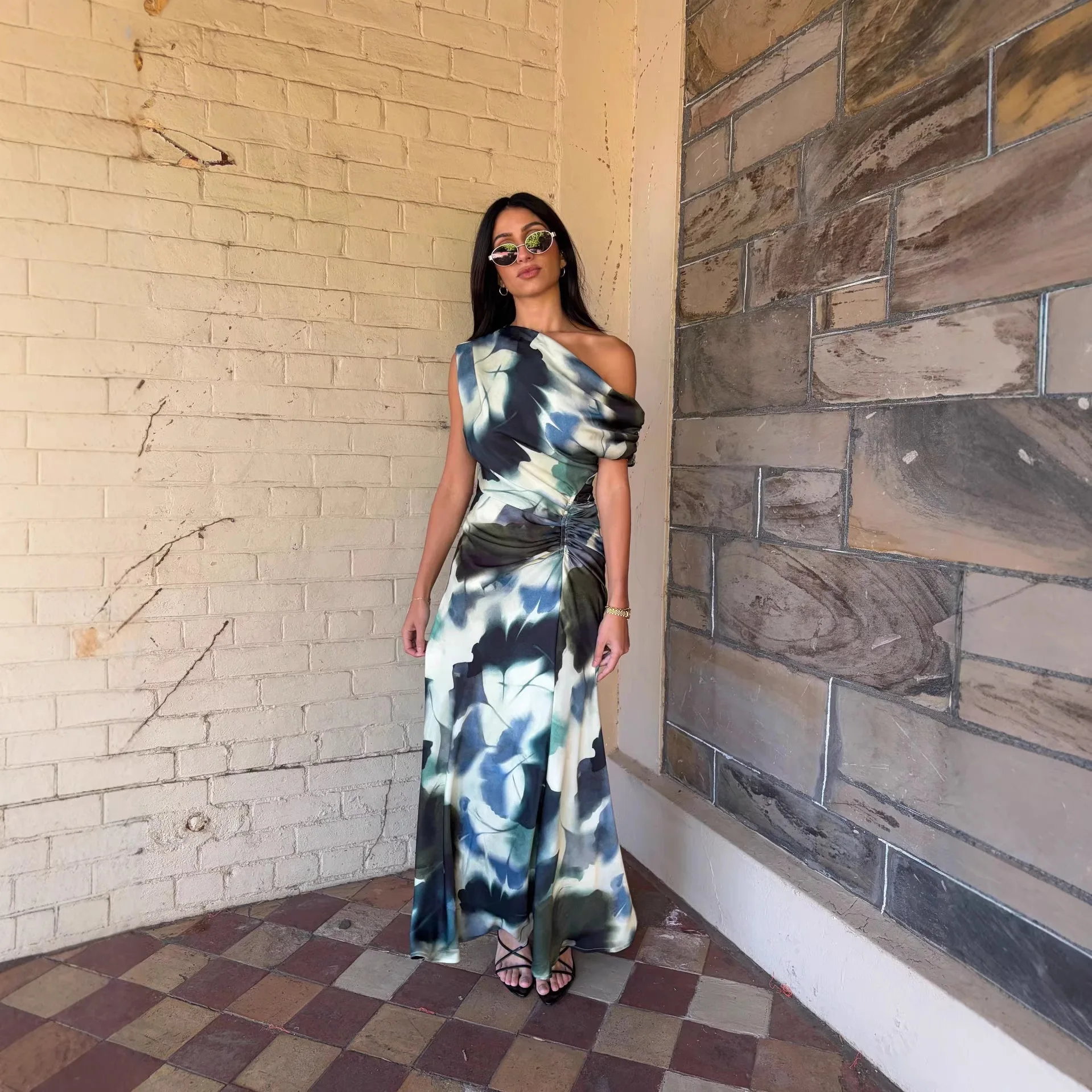 فستان صيفي غير منتظم بطول متوس - مراجعة Summer Clothing Usa وسعره