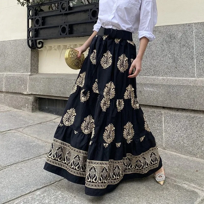 New 2024 Summer pattern print loose beach skirt casual high-waisted pleated skirt women's street swing half skirt