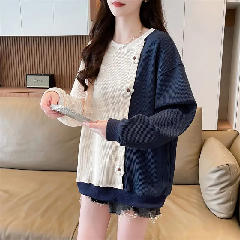 เสื้อสเวตเชิ้ตผู้หญิงทรงหลวมแบบใหม่สไตล์เคป๊อป คุณภาพสูง สตรีทแวร์ญี่ปุ่น Y2K เสื้อพัลโอเวอร์คอกลมทรงหลวมสไตล์อีโม