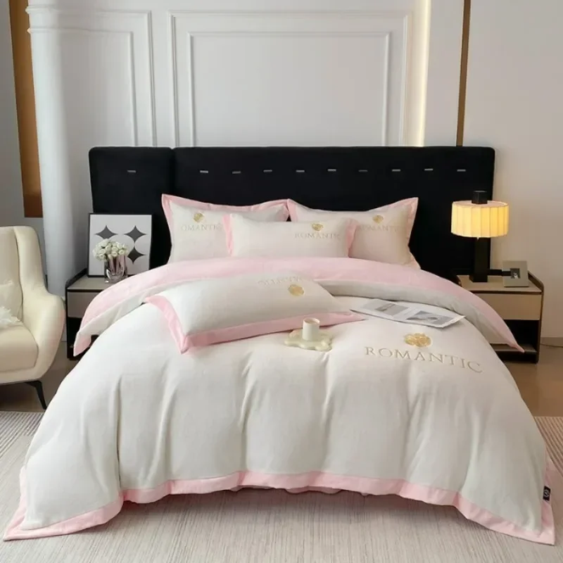 2024 full-extinction milk velvet double-spell embroidery four-piece set silk velvet wide-edge quilt cover high-end light luxury